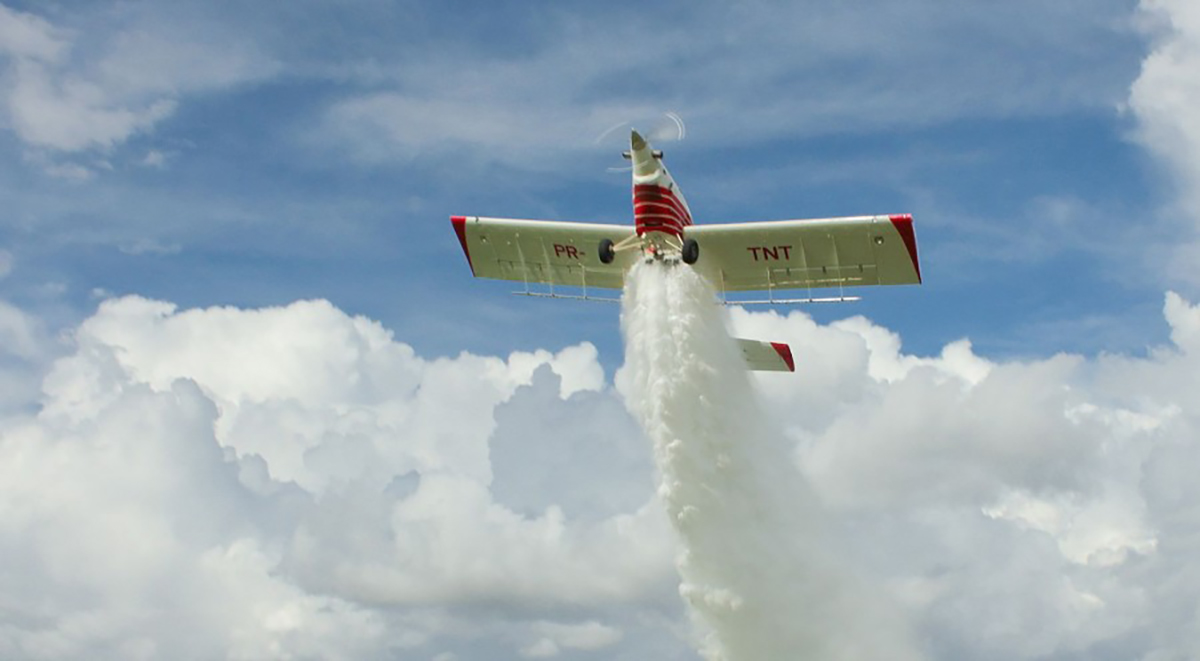Combate a incêndios: entenda como os aviões agrícolas trabalham silenciosamente em prol do meio ambiente